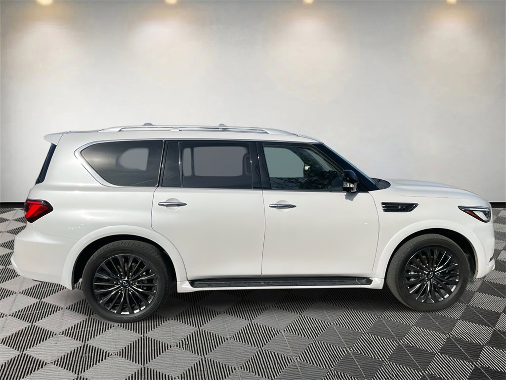 Used 2023 INFINITI QX80 Premium Select w/ Cargo Package image 2