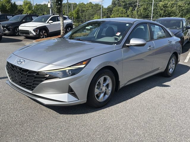 Certified 2022 Hyundai Elantra SE FWD image 3