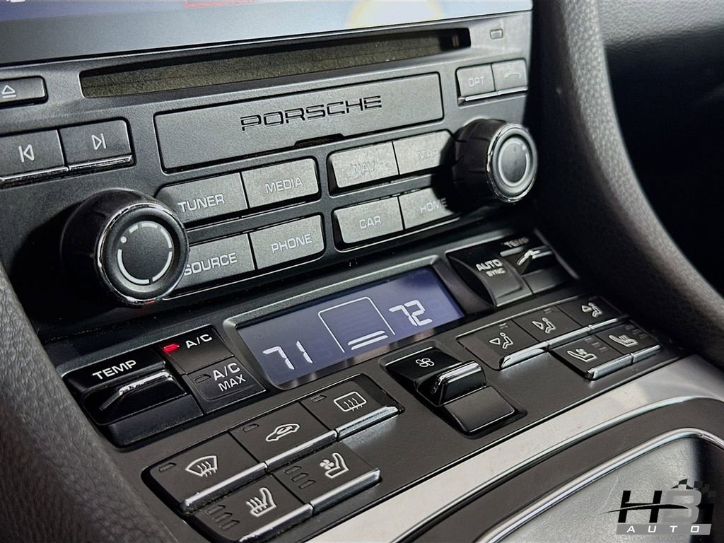 Used 2019 Porsche 718 Boxster image 13