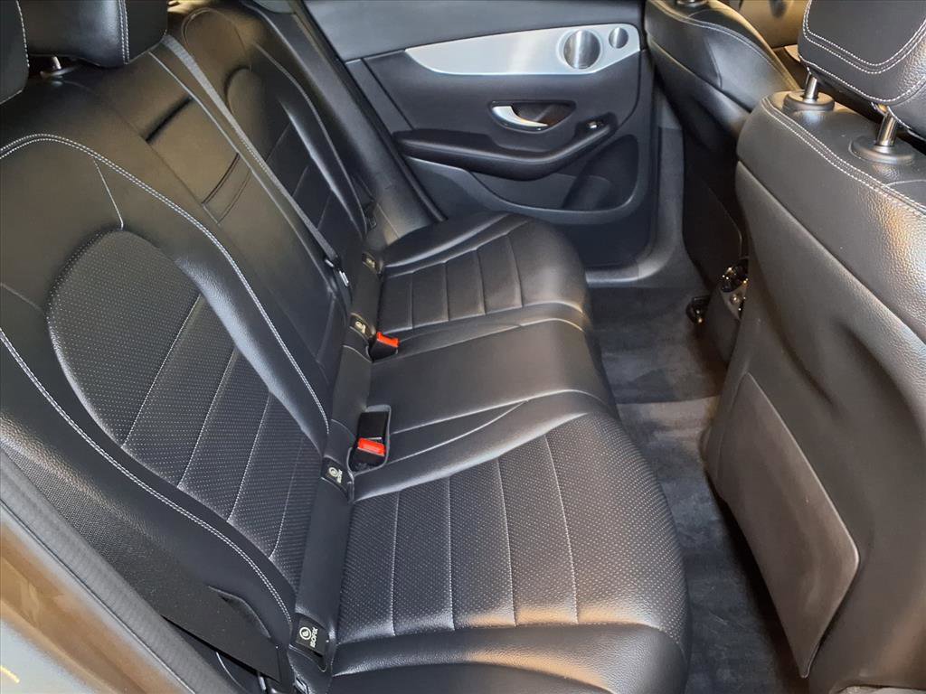 Used 2019 Mercedes-Benz GLC 350e 4MATIC image 23