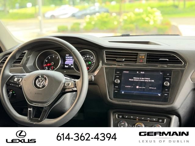 Used 2020 Volkswagen Tiguan SE AWD/4WD image 14