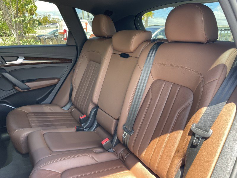 Used 2020 Audi Q5 2.0T Premium w/ Convenience Package image 11