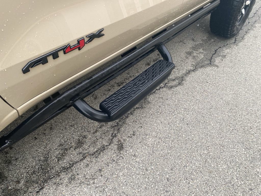 Used 2023 GMC Canyon AT4X image 7