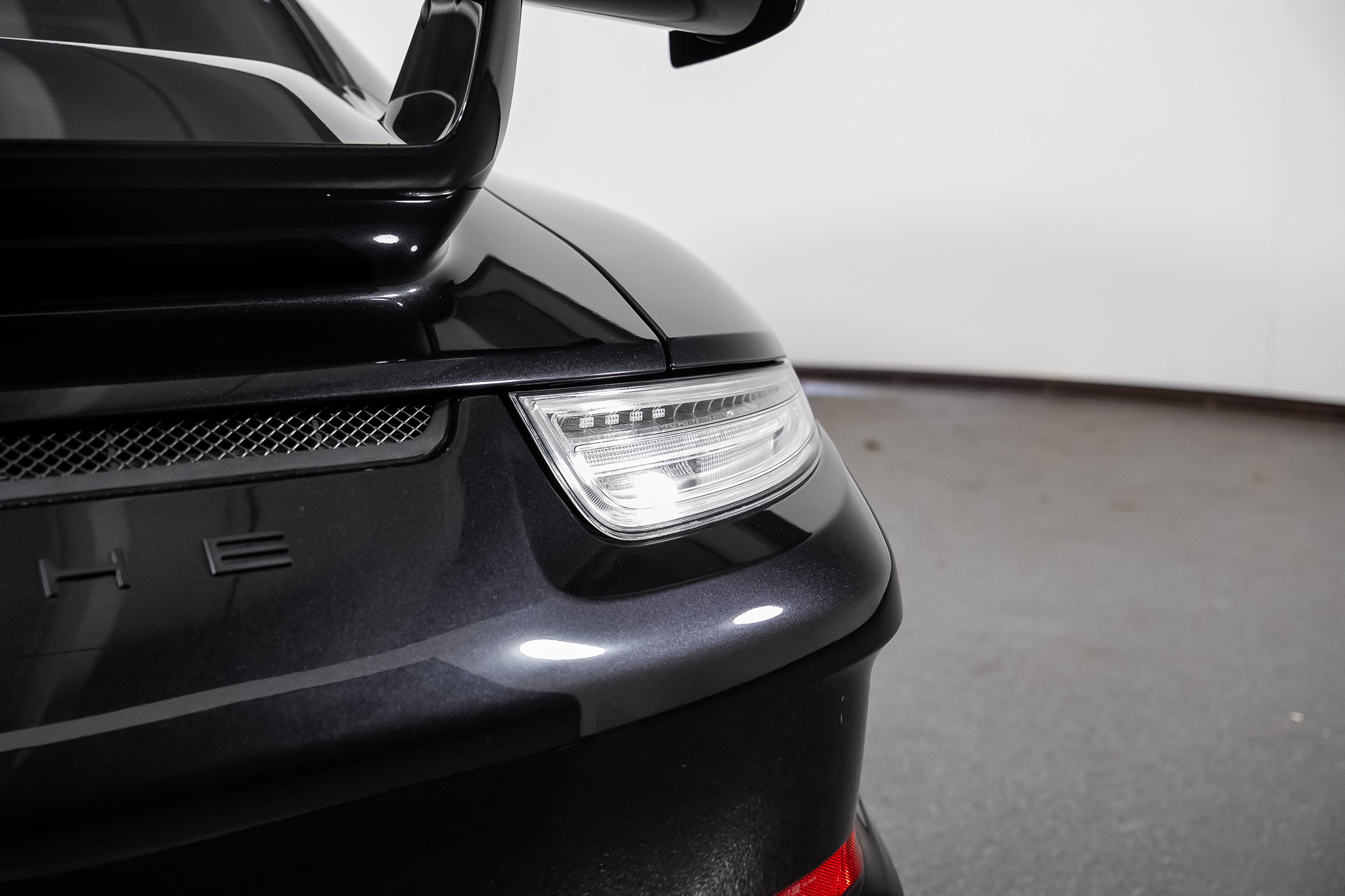 Used 2014 Porsche 911 GT3 w/ Sound Package Plus RWD image 23