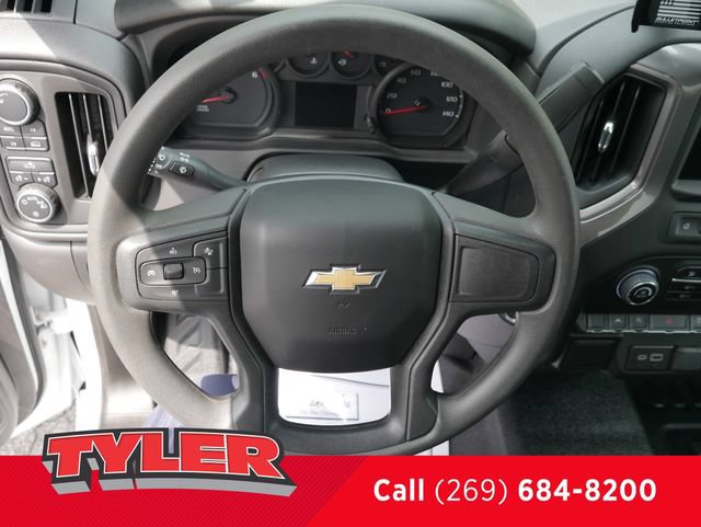Used 2025 Chevrolet Silverado 1500 W/T w/ WT Value Package AWD/4WD image 28