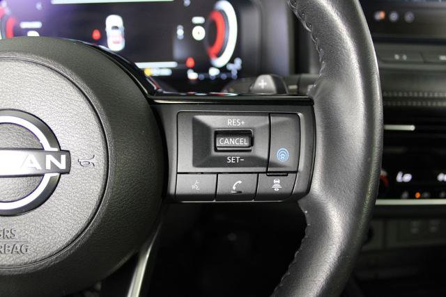 Certified 2024 Nissan Rogue Platinum FWD image 27