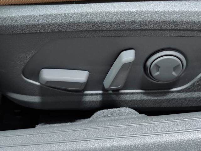 New 2026 Hyundai Sonata Limited image 28