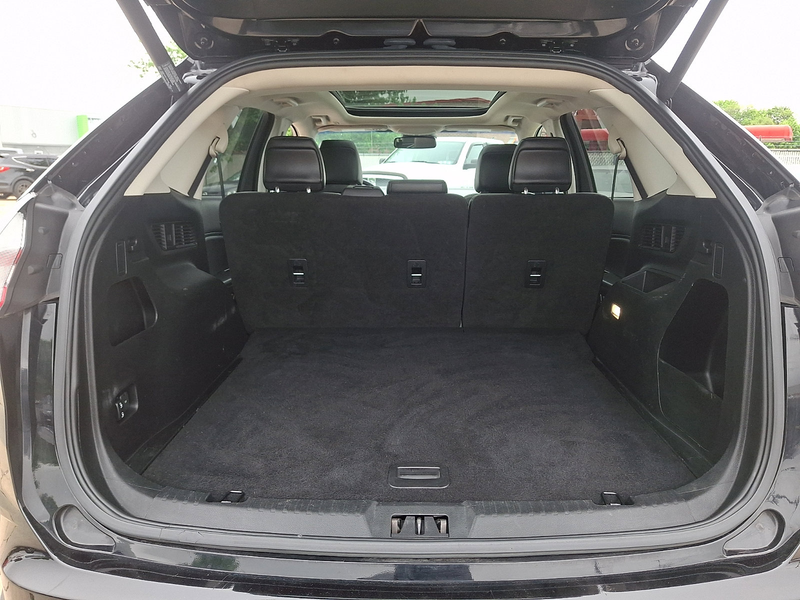 Used 2020 Ford Edge SEL w/ Convenience Package AWD/4WD image 30