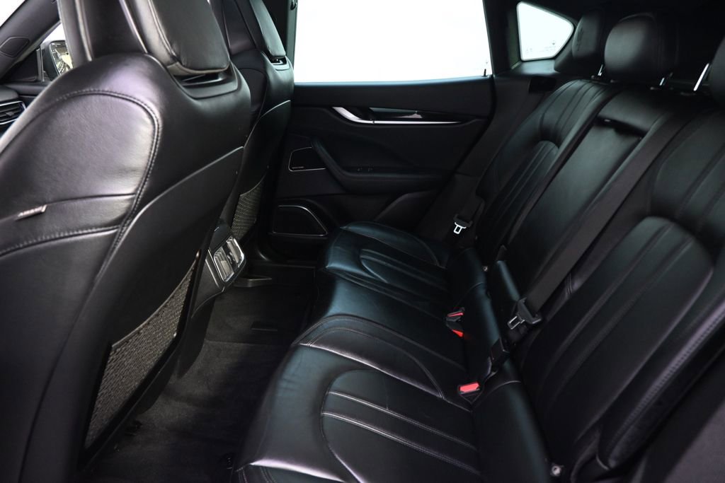 Used 2021 Maserati Levante GranSport image 25