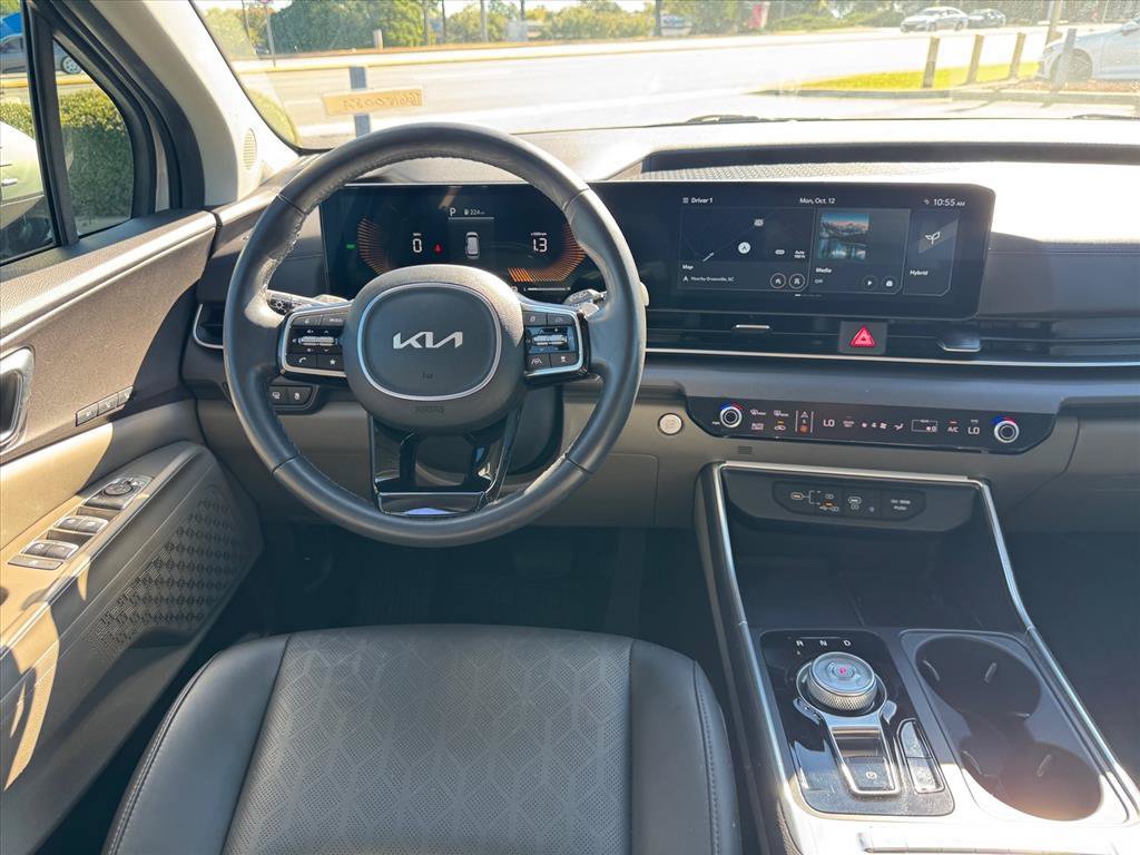 Certified 2025 Kia Carnival EX FWD image 14