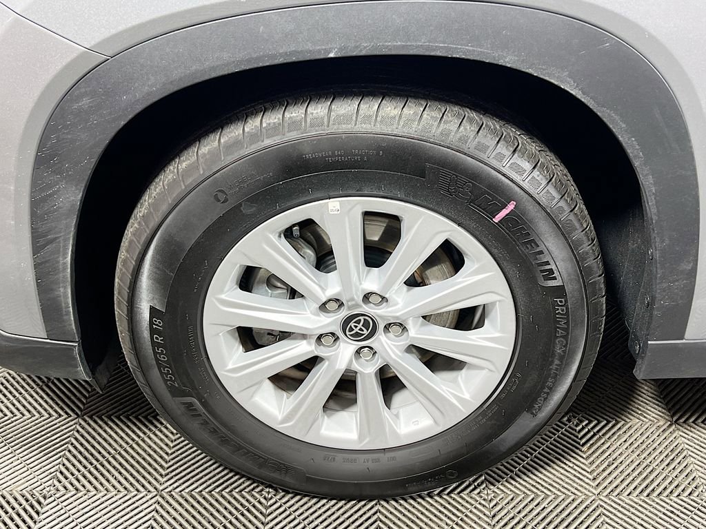 Certified 2025 Toyota Grand Highlander AWD image 29