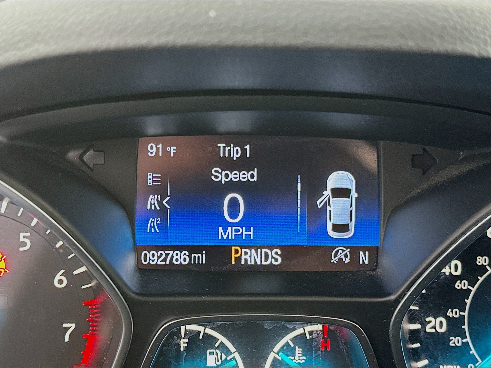 Used 2017 Ford Escape SE FWD image 18