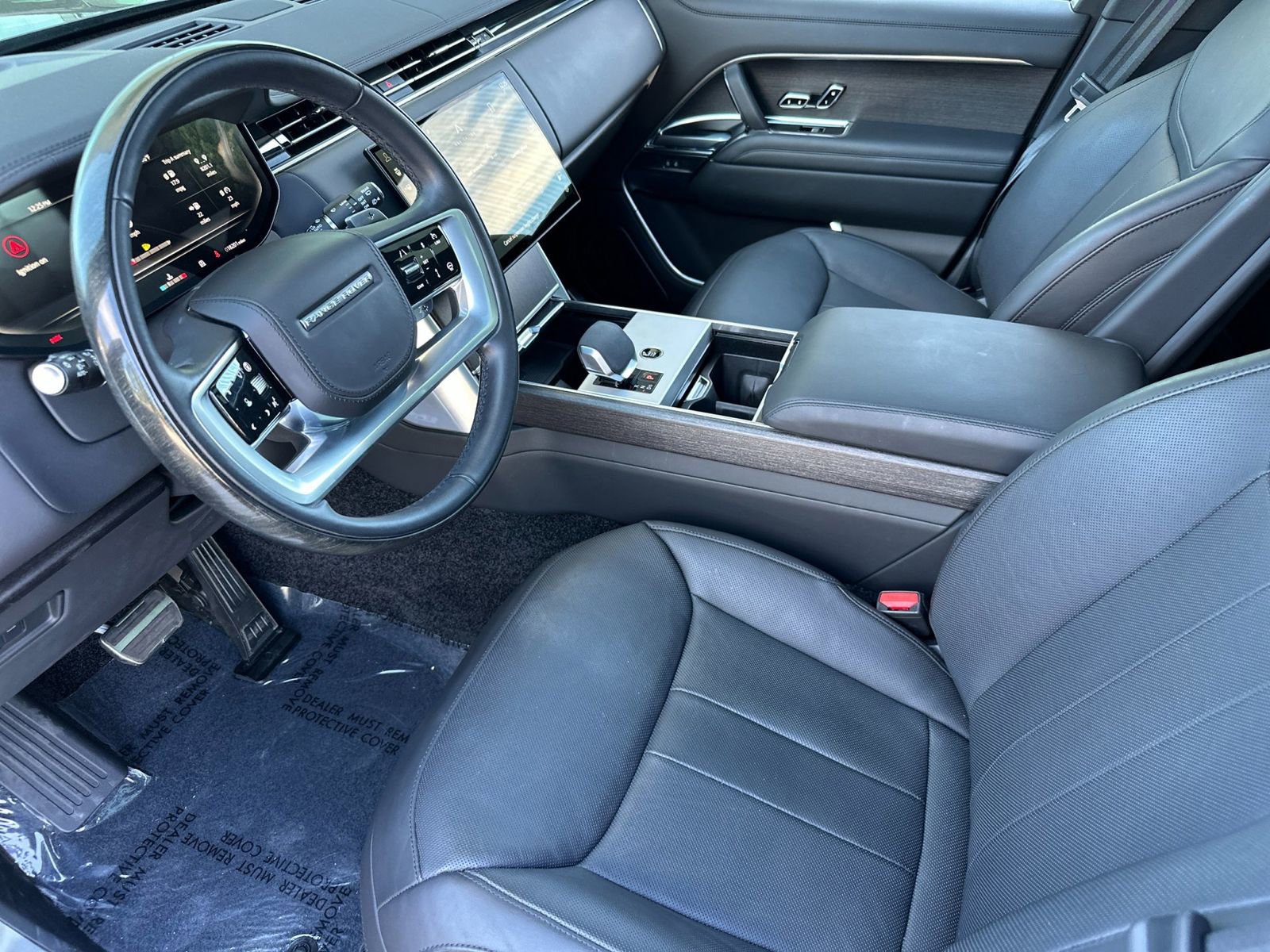 Used 2024 Land Rover Range Rover SE image 10