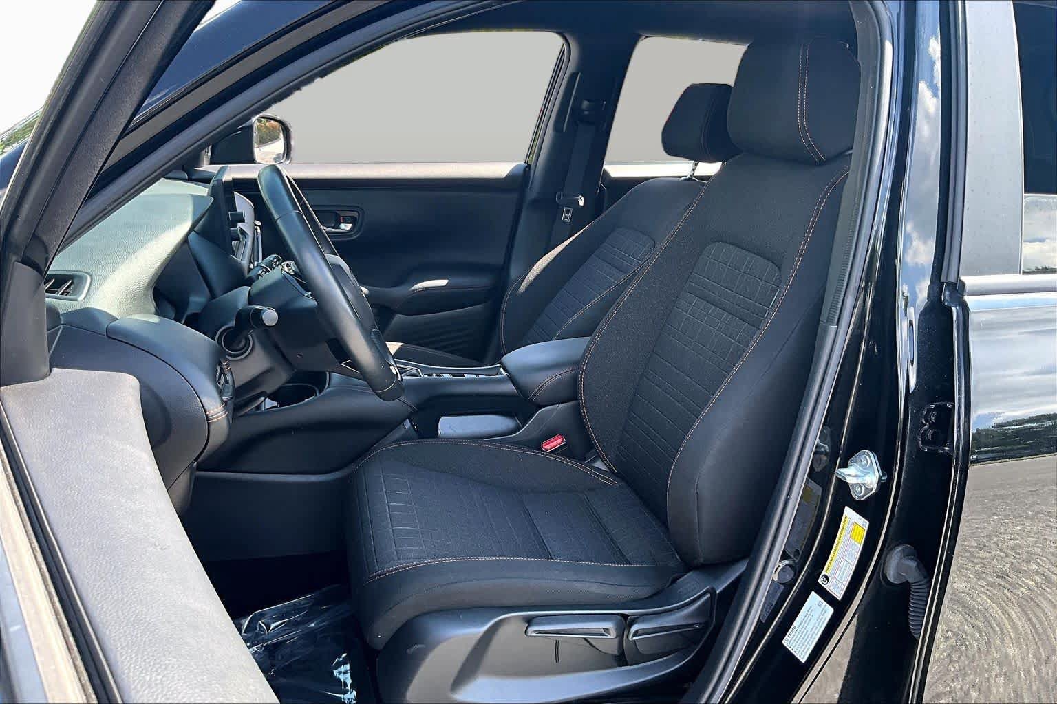 Used 2024 Honda HR-V Sport image 8