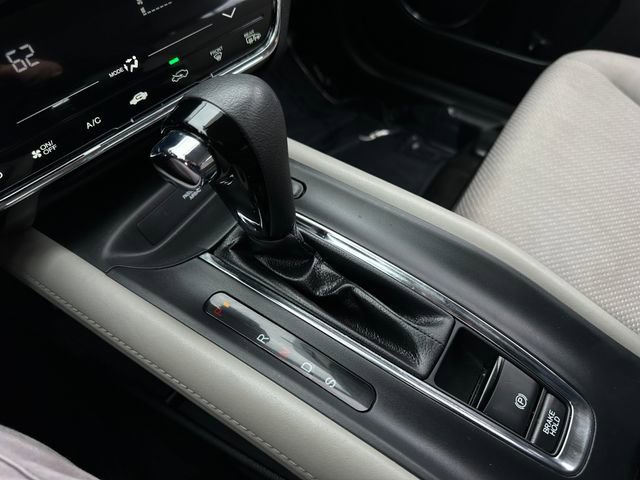 Used 2017 Honda HR-V EX image 25
