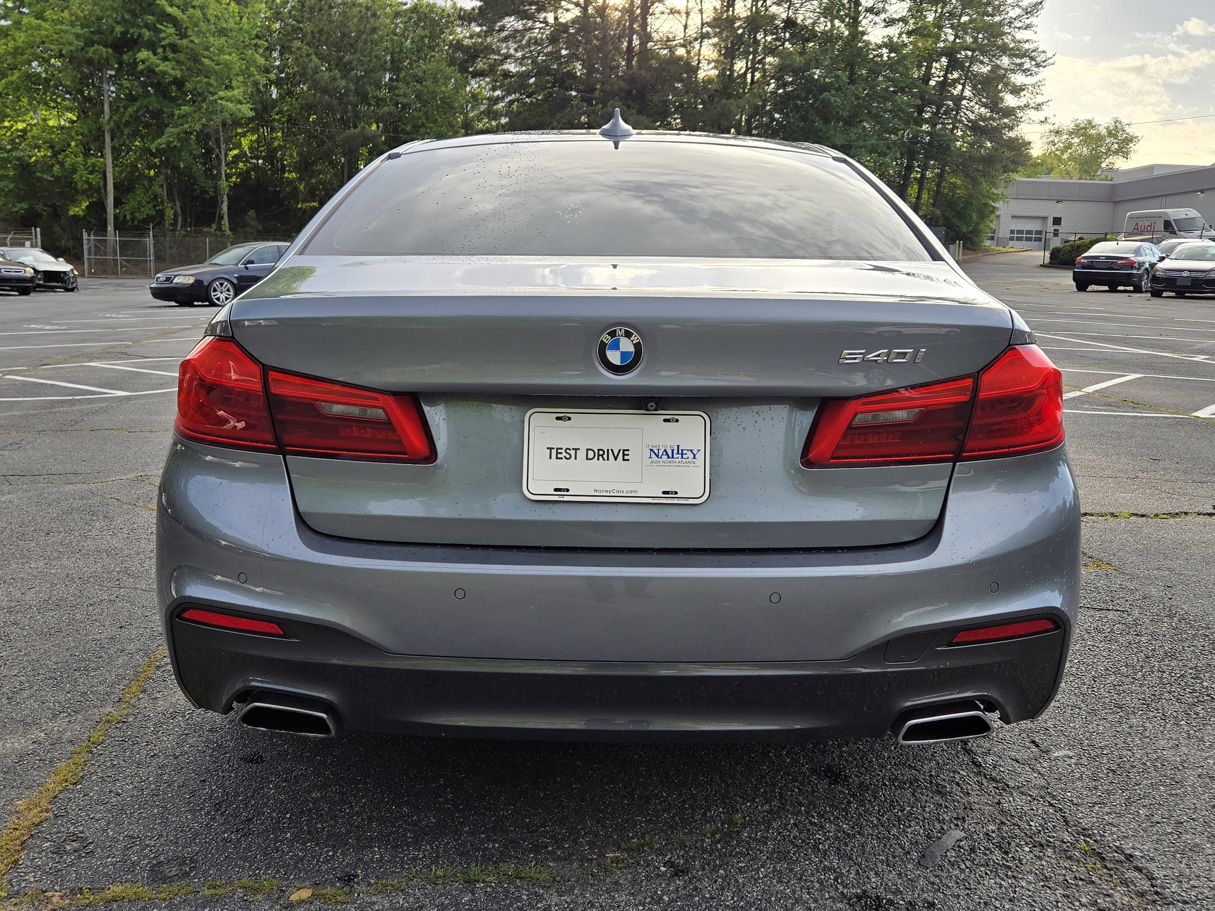 Used 2018 BMW 540i RWD image 4