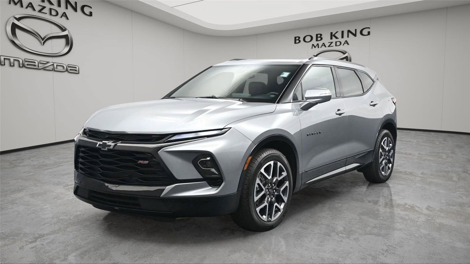 Used 2025 Chevrolet Blazer RS FWD image 1