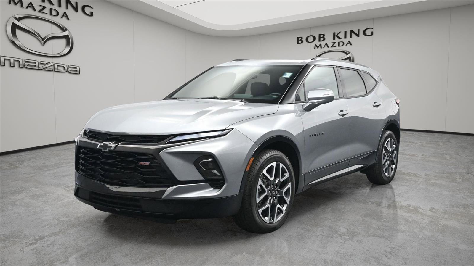 Used 2025 Chevrolet Blazer RS image 1