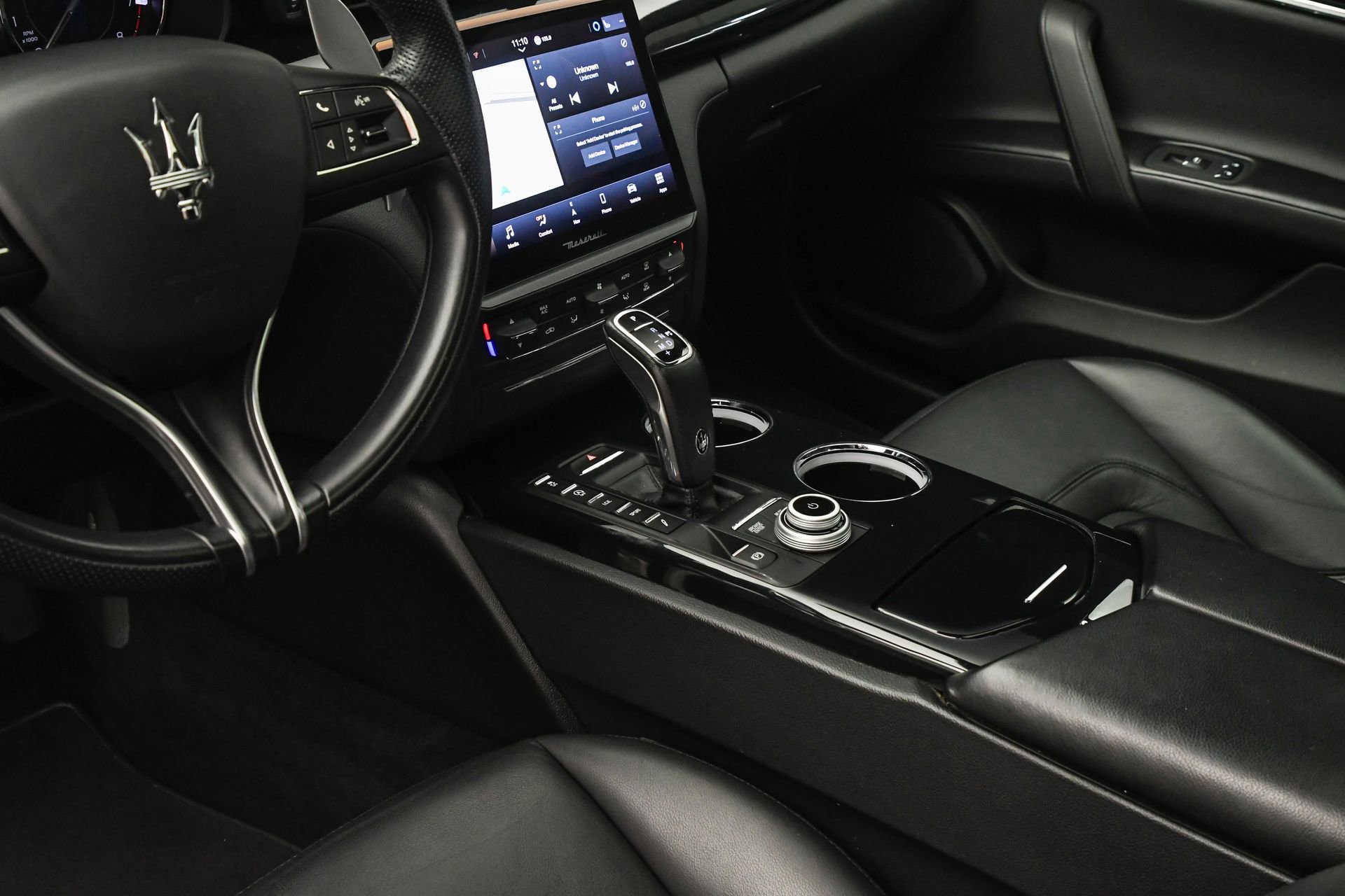 Used 2022 Maserati Quattroporte Modena Q4 image 38