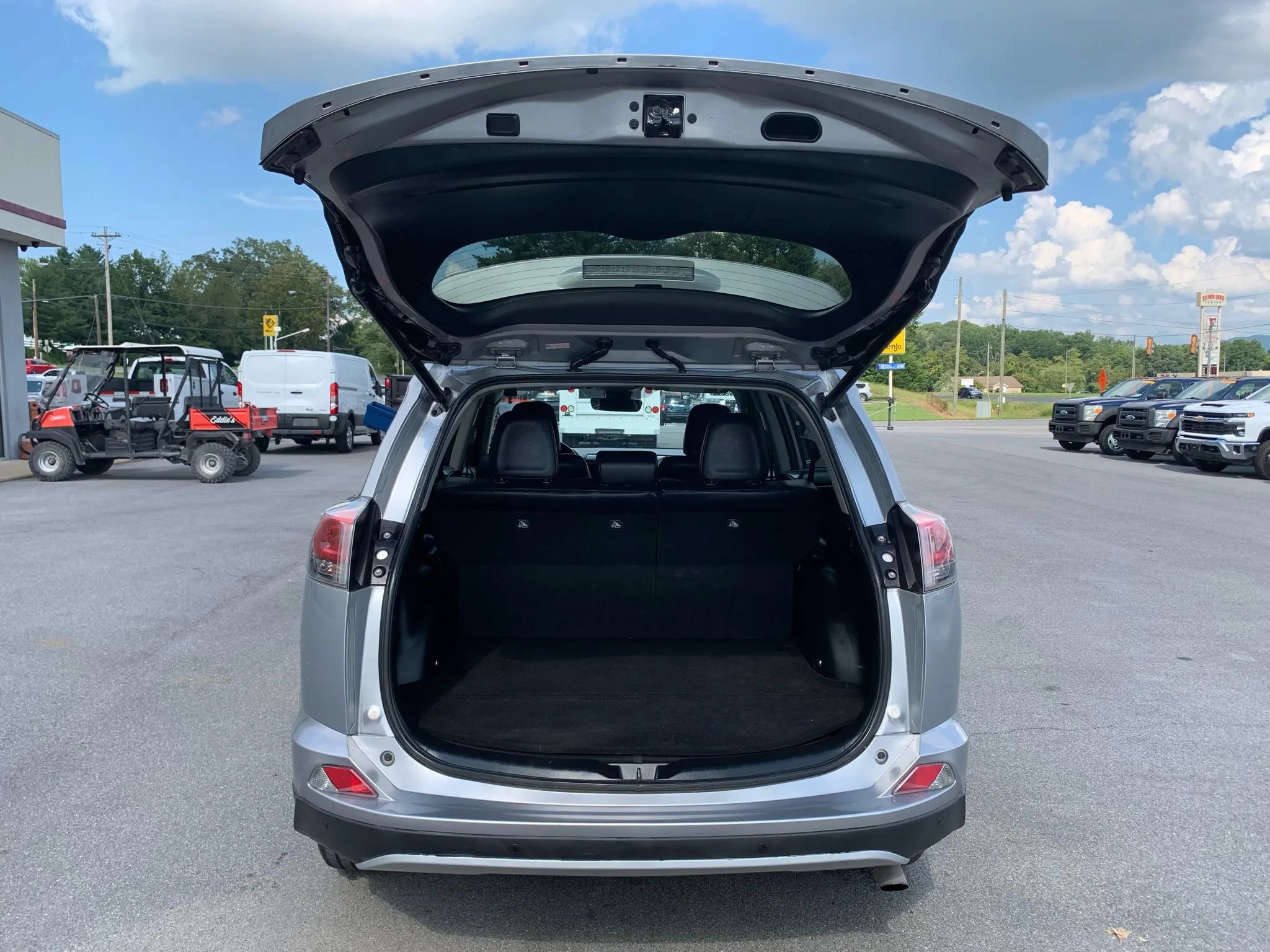 Used 2016 Toyota RAV4 Limited FWD image 34