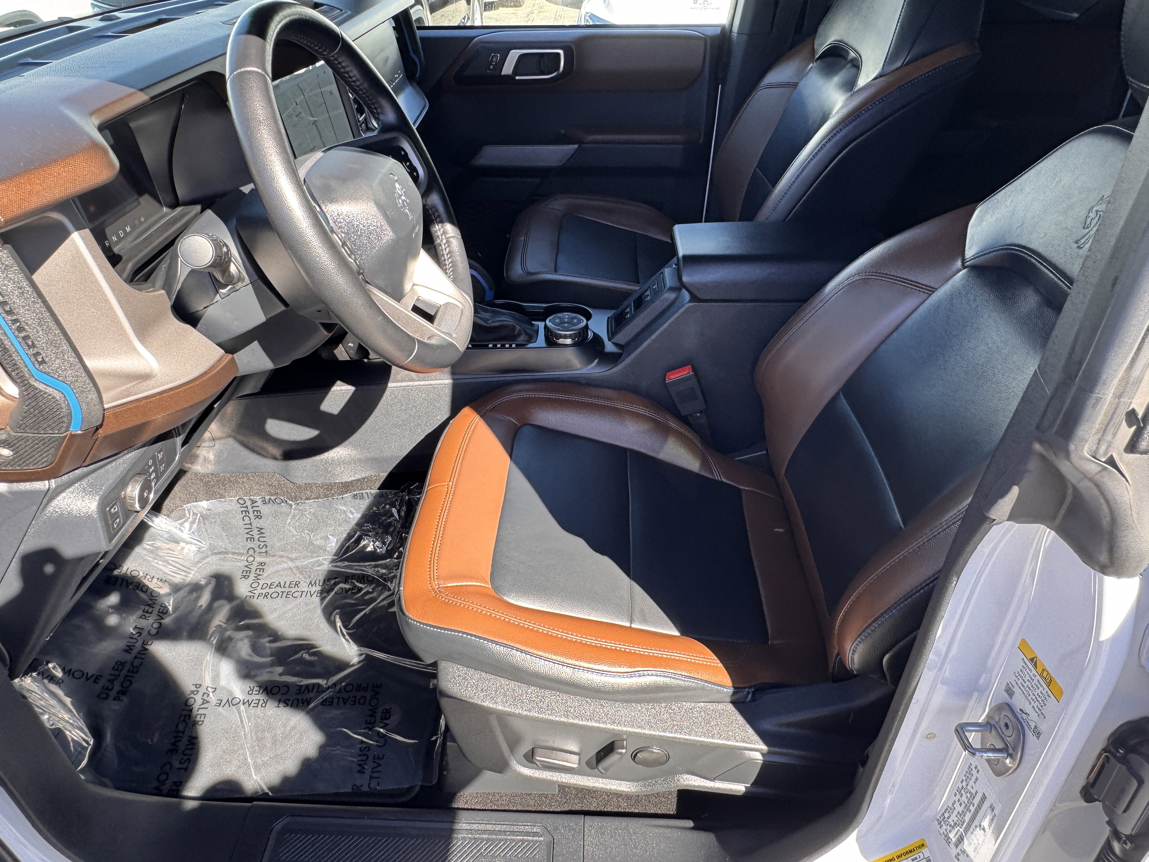 Certified 2022 Ford Bronco Outer Banks w/ Sasquatch Package image 12