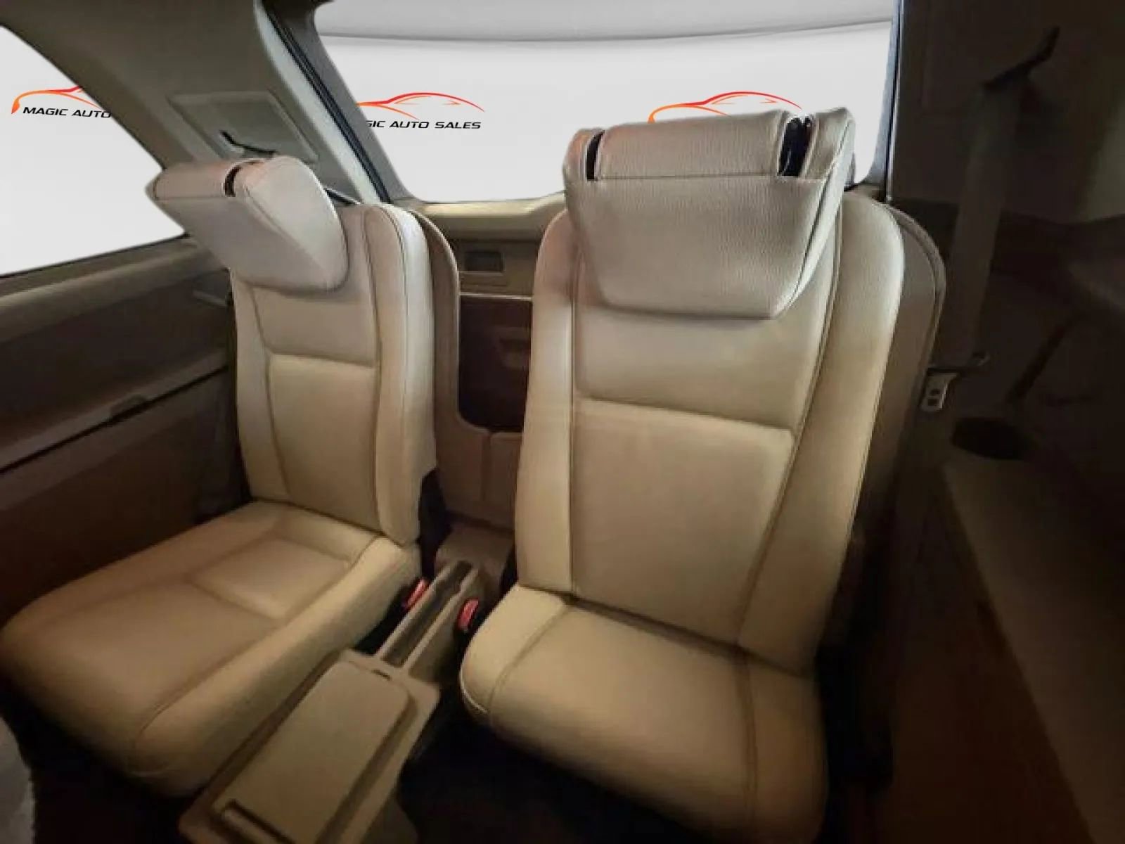 Used 2010 Volvo XC90 3.2 image 12