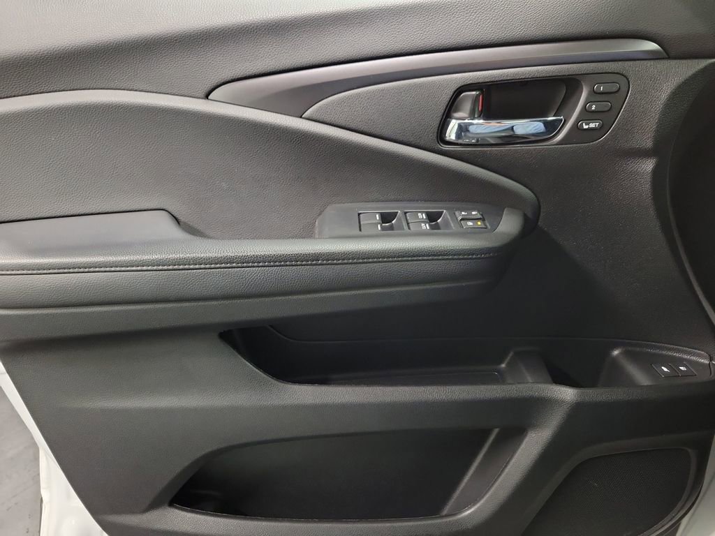 Used 2022 Honda Pilot Special Edition image 23