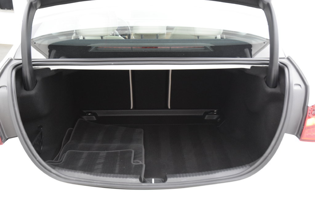 Used 2023 Mercedes-Benz C 300 Sedan image 30