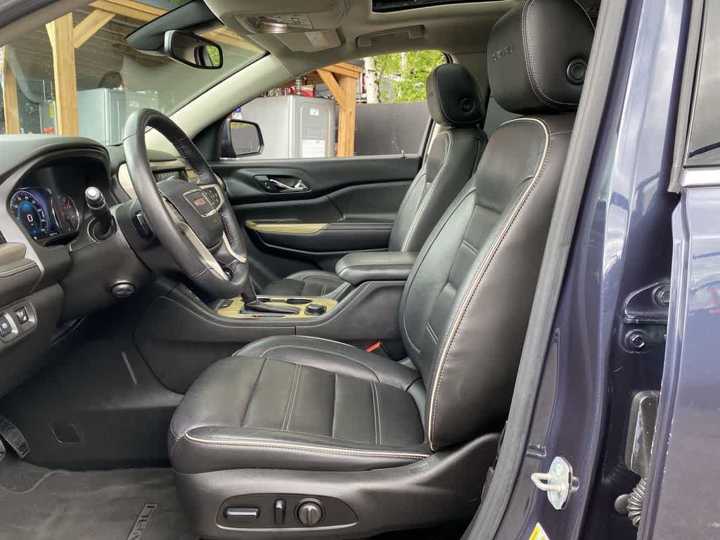 Used 2018 GMC Acadia Denali w/ Technology Package AWD/4WD image 13