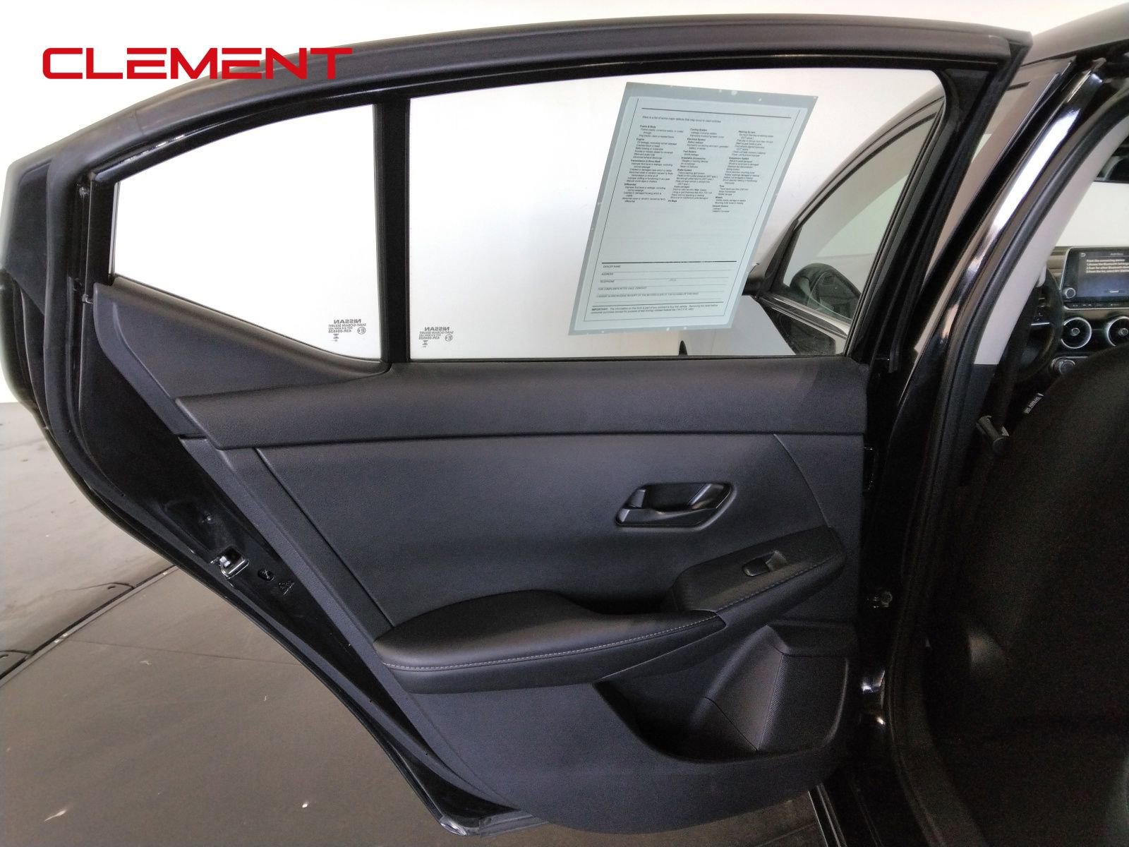 Used 2024 Nissan Sentra SV FWD image 27