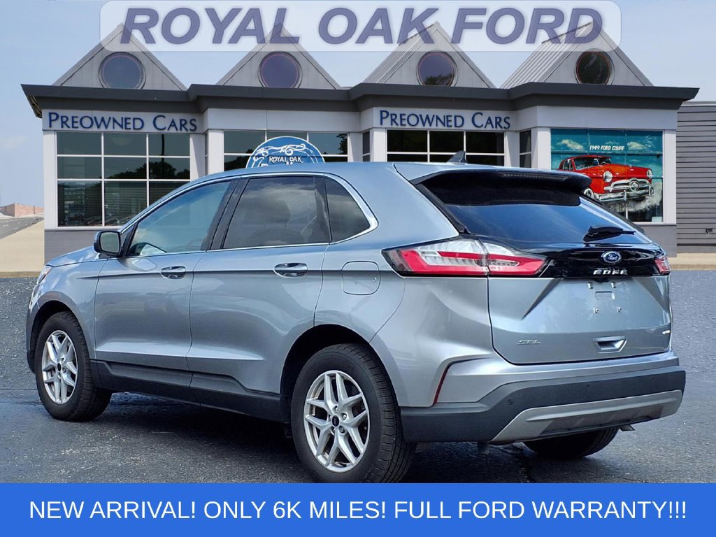 Certified 2024 Ford Edge SEL w/ Convenience Package AWD/4WD image 2