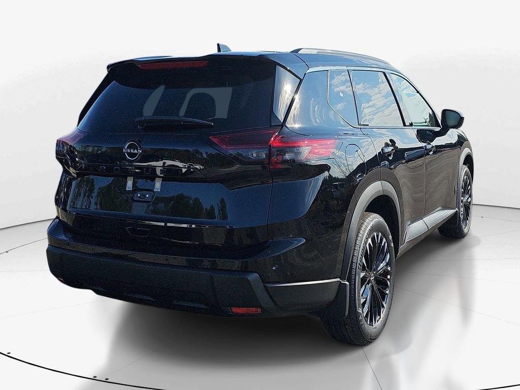New 2026 Nissan Rogue Dark Armor FWD image 5