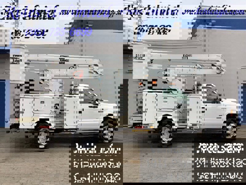 Used 2001 Ford F550 2WD Regular Cab Super Duty image 1