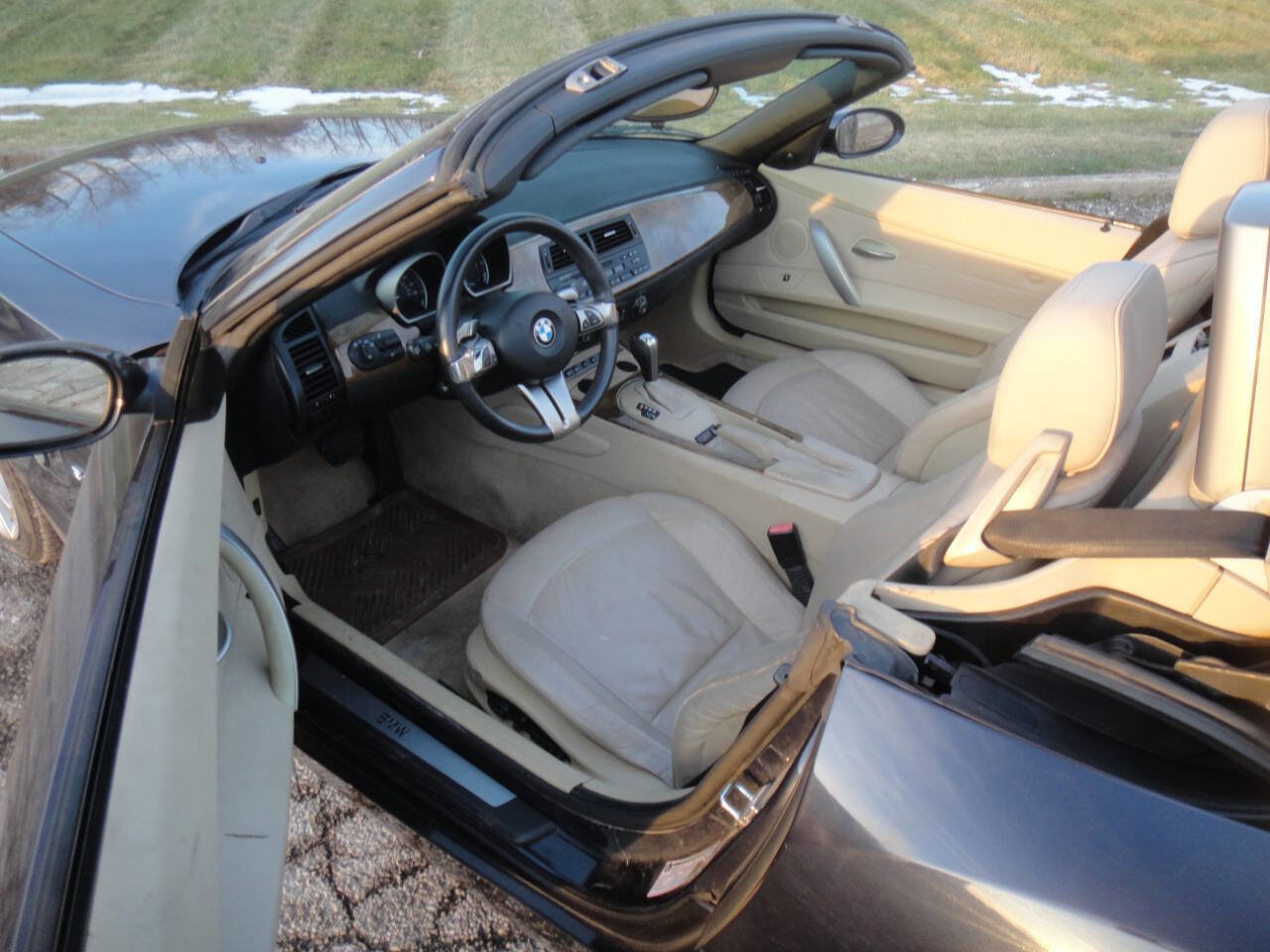 Used 2006 BMW Z4 3.0i image 10