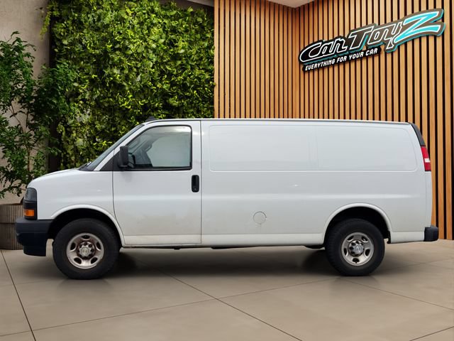 Used 2021 Chevrolet Express 2500 RWD image 9