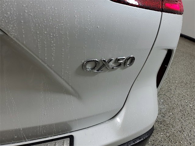 Used 2023 INFINITI QX50 Sensory w/ Accent Package image 5