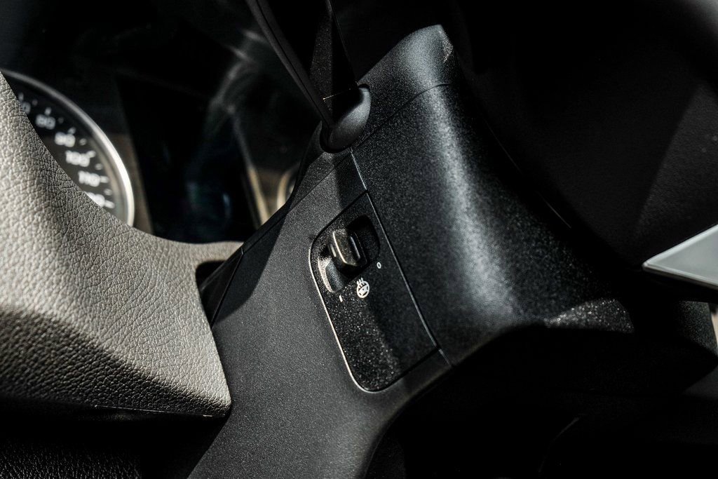 Used 2025 Mercedes-Benz Sprinter 2500 image 25