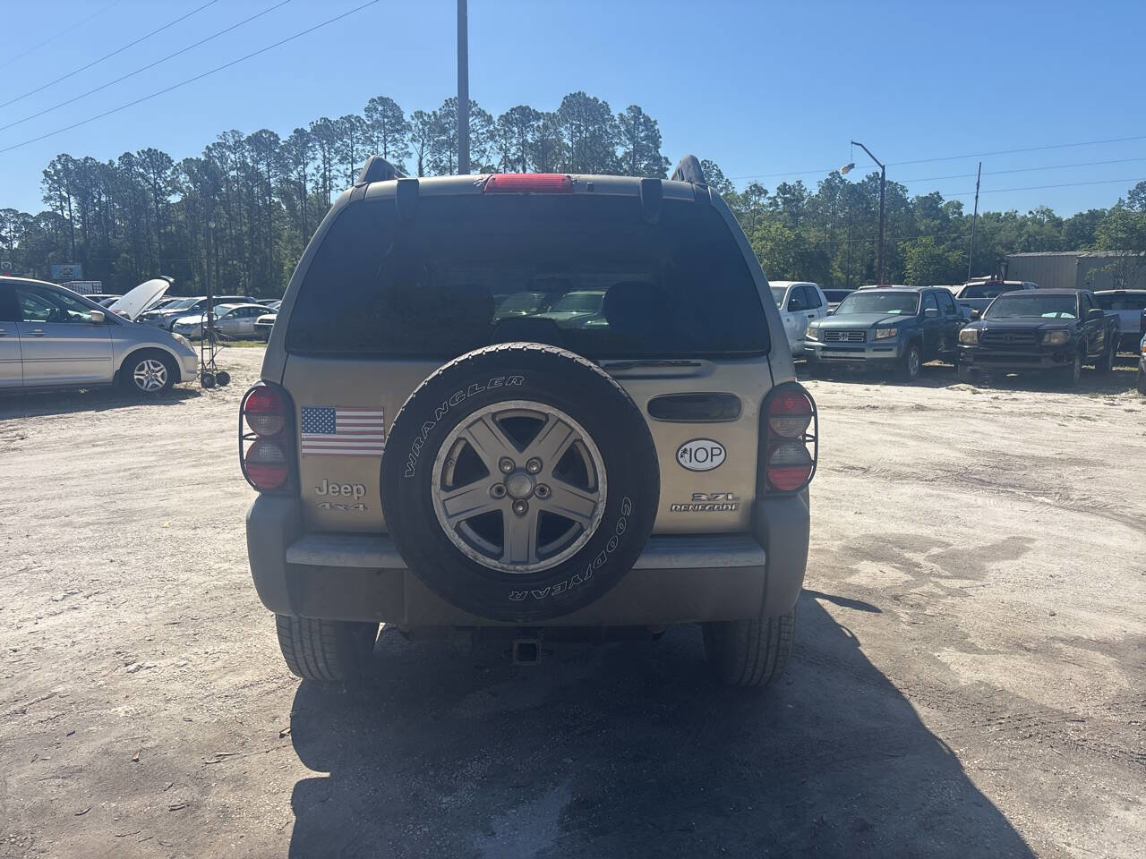 Used 2006 Jeep Liberty Renegade w/ Luxury Group image 5