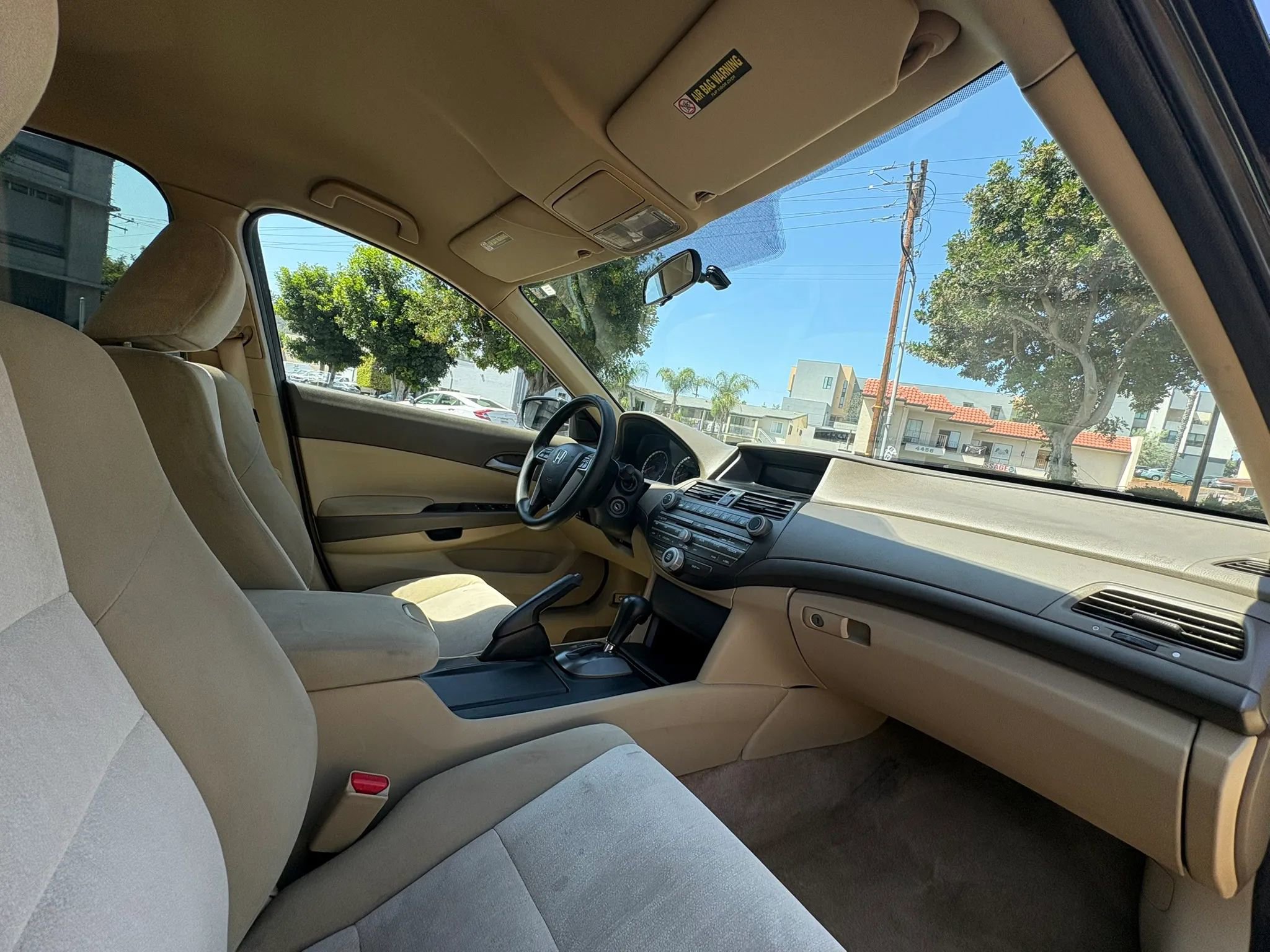 Used 2010 Honda Accord LX-P image 17