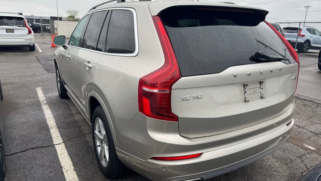 Used 2016 Volvo XC90 T5 Momentum AWD/4WD image 7