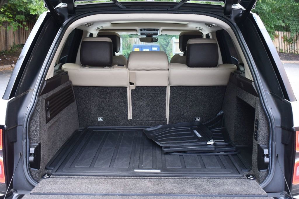 Used 2018 Land Rover Range Rover HSE image 7