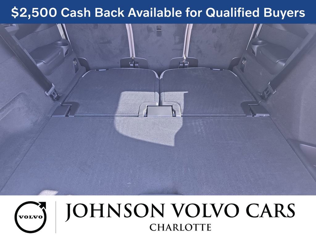 New 2026 Volvo XC90 B6 Ultra w/ Protection Package image 14