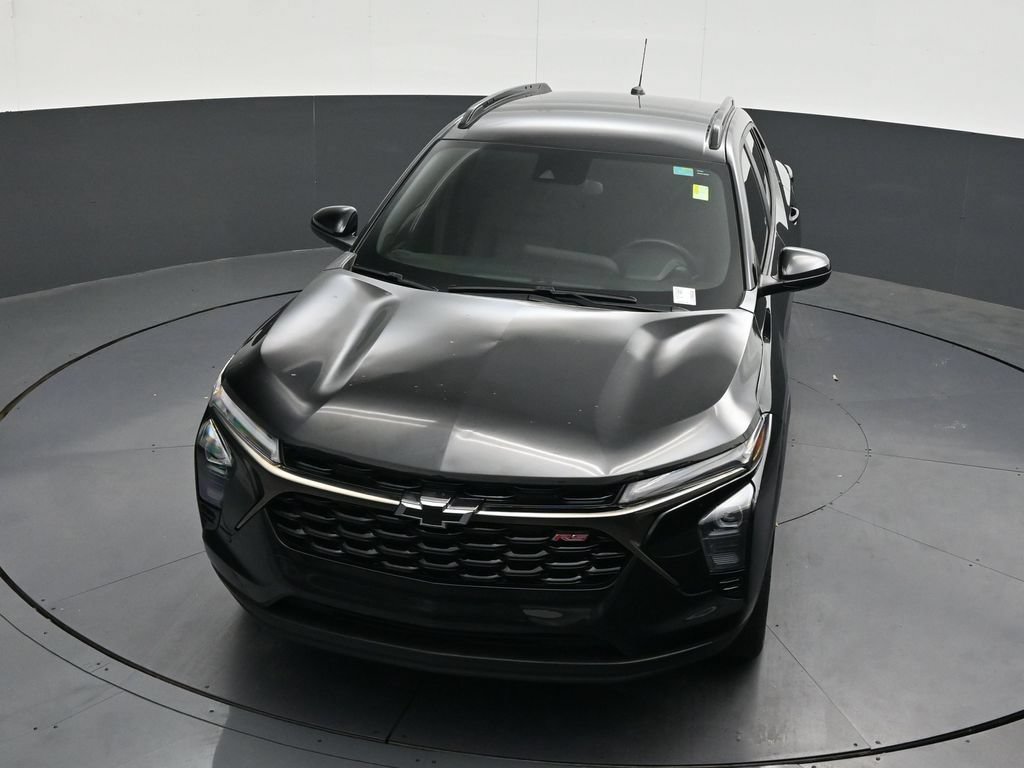 Used 2025 Chevrolet Trax RS FWD image 22