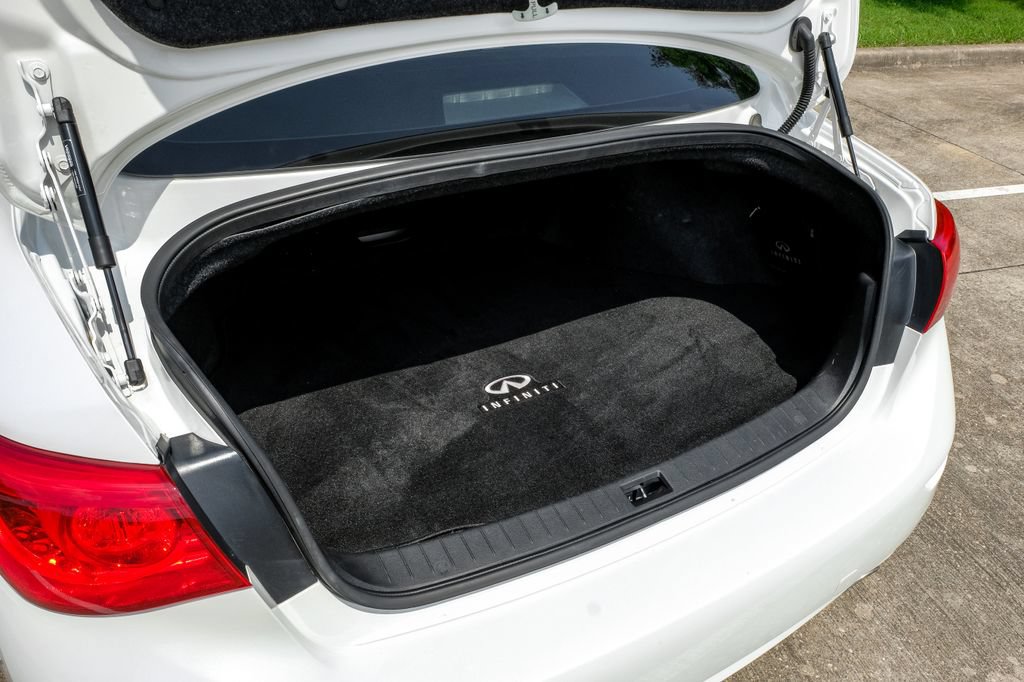 Used 2014 INFINITI Q50 Premium w/ Navigation Package RWD image 60