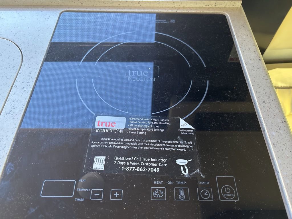 Used 2022 Mercedes-Benz Sprinter 2500 image 33