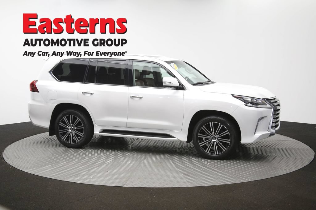 Used 2018 Lexus LX 570 4WD w/ Luxury Package image 57