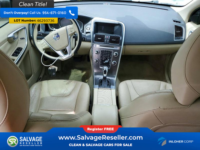 Used 2015 Volvo XC60 T5 Premier w/ Proximity Package FWD image 11