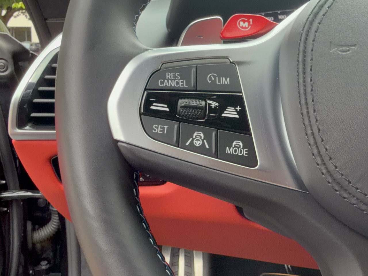 Used 2023 BMW M8 Competition AWD/4WD image 18