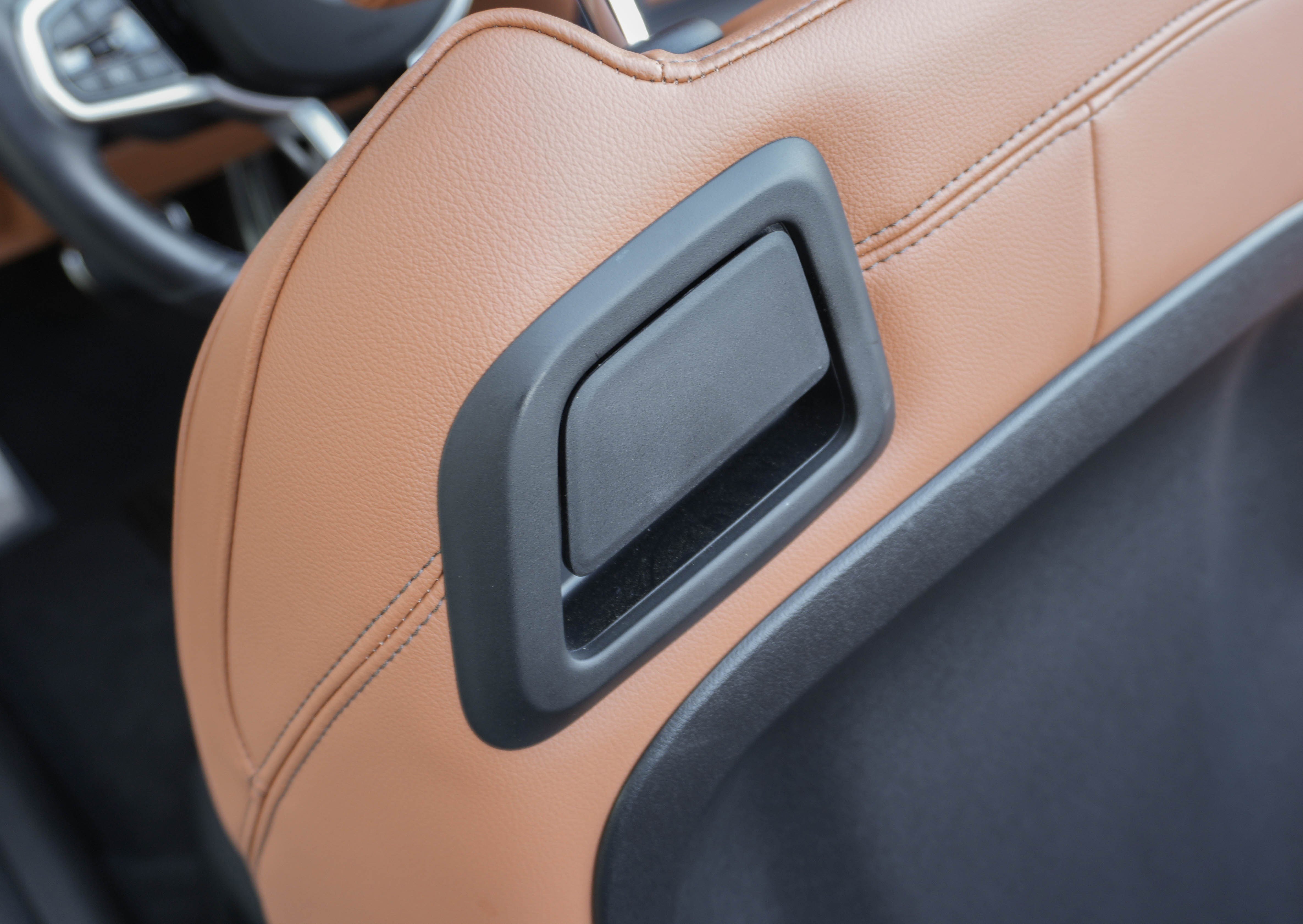 Certified 2025 BMW M440i Convertible image 32