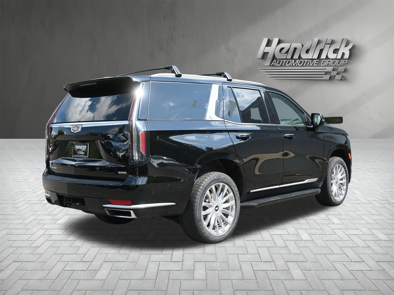 Used 2023 Cadillac Escalade Premium Luxury AWD/4WD image 9